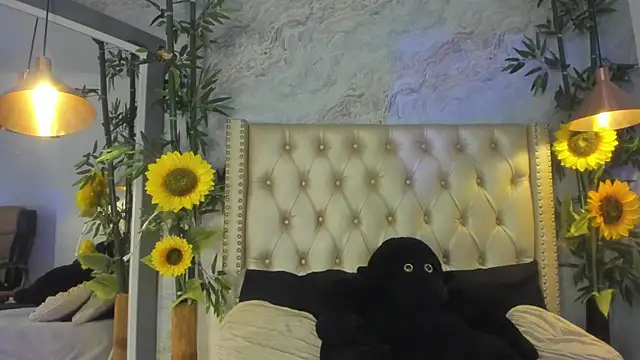 LittleeJaz online show from 11-08-25, 02:34