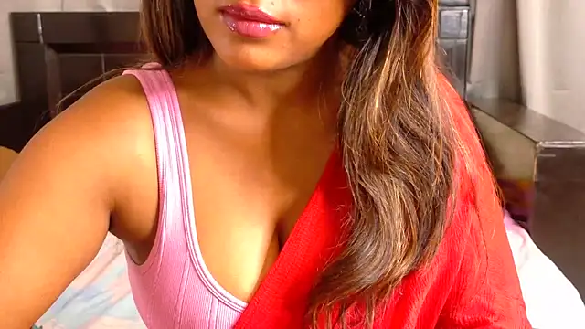 Snapshot of nylaahh-12 chatting on 05-31-26, 09:16 nylaahh-12 online show from 05-31-26, 09:16