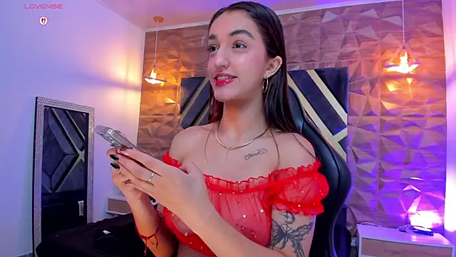 Snapshot of LexiVie_ chatting on 09-19-25, 11:16 LexiVie online show from 09-19-25, 11:16