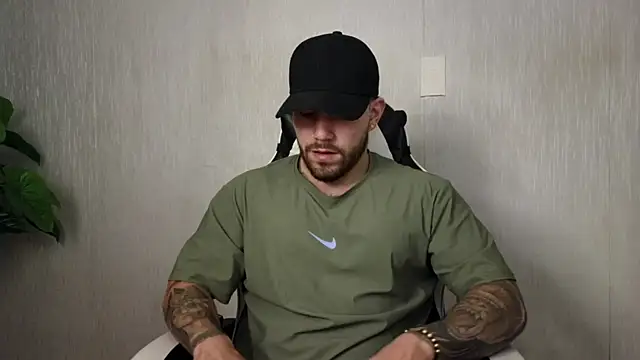 Ades Lowe online show from 10-24-25, 12:01