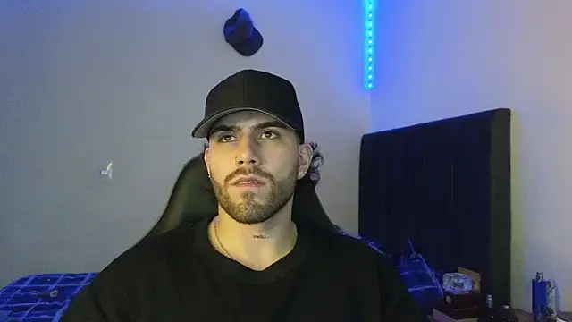 Ades Lowe online show from 02-10-26, 06:28