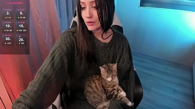 Sserendipityy online show from 11-16-25, 02:44