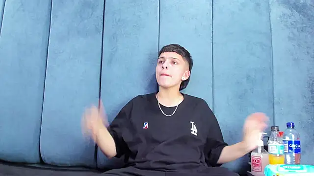 Megan Thompson  online show from 03-12-26, 02:18