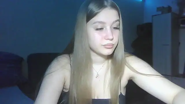 yourhoney Lola  online show from 10-17-25, 01:35