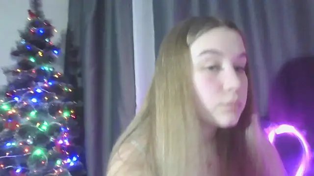 yourhoney Lola  online show from 12-20-25, 05:09