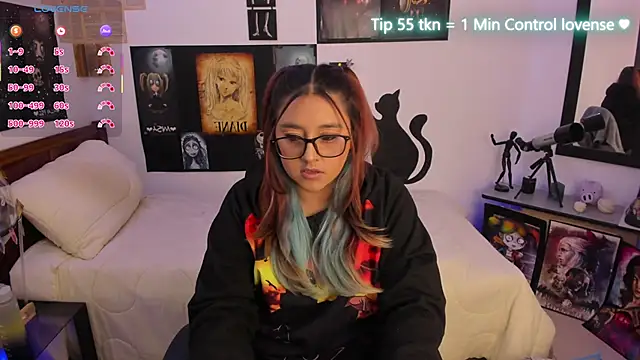 Snapshot of Cherry_blush_ chatting on 11-21-25, 07:56 Cherry blush online show from 11-21-25, 07:56