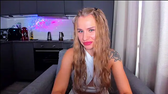 MashaFromRussia   online show from 09-15-25, 07:41