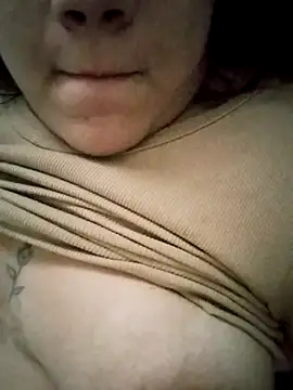 Mari29patty online show from 10-26-25, 08:37