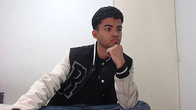 camillo beischel  online show from 01-12-26, 06:46