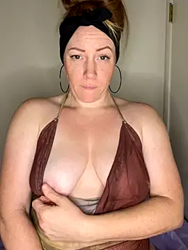 ChiliRoja online show from 11-29-25, 07:44