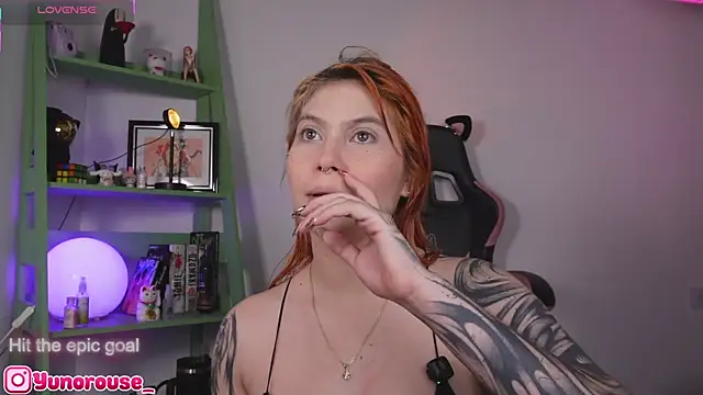 YunoRose  online show from 10-30-25, 03:41