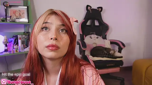 YunoRose  online show from 12-18-25, 04:07