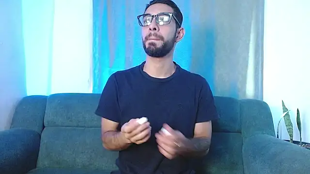 ReyPablo1 online show from 10-14-25, 09:15