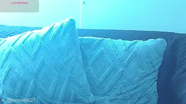 ReyPablo1 online show from 11-08-25, 07:01