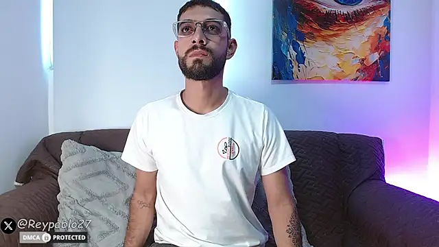 Snapshot of ReyPablo1 chatting on 05-31-26, 08:43 ReyPablo1 online show from 05-31-26, 08:43