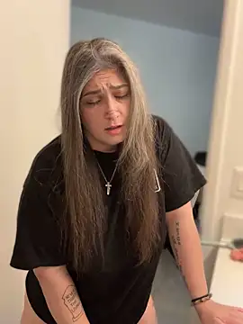 Alix Valentine online show from 11-04-25, 03:44