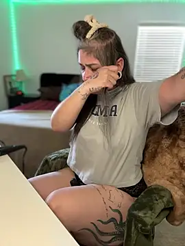 Alix Valentine online show from 04-04-26, 07:00