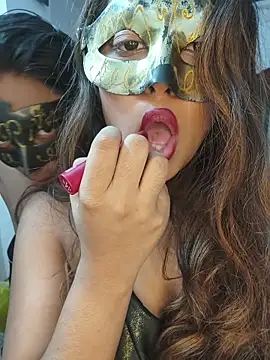 sam honey5 online show from 12-14-25, 05:18