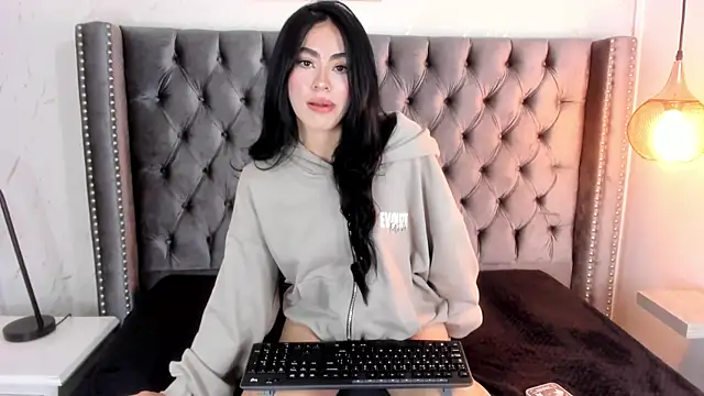 Anya Belth online show from 07-23-26, 07:23