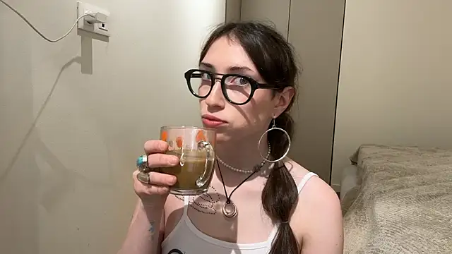 Kelly Berry   online show from 03-13-26, 06:03