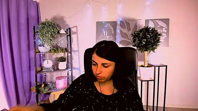 Snapshot of MartaEdams chatting on 06-01-26, 06:26 MartaEdams online show from 06-01-26, 06:26