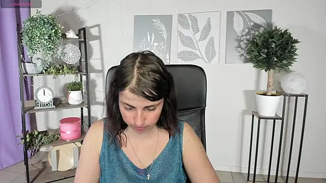 MartaEdams online show from 06-19-26, 05:12