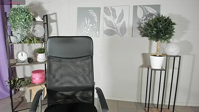 MartaEdams online show from 06-23-26, 05:27