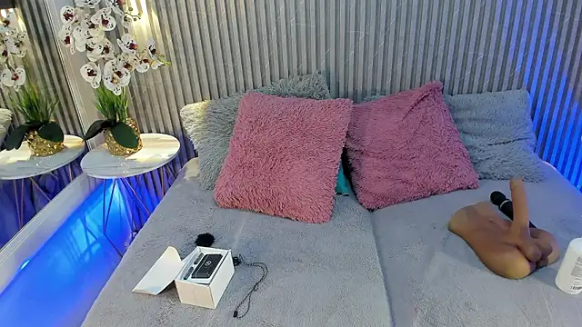 DAFNECOX online show from 02-20-26, 03:03