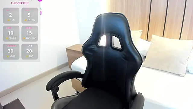 Snapshot of norah_777 chatting on 11-08-25, 02:45 norah 777 online show from 11-08-25, 02:45