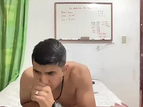 juicysmalls online show from 12-02-25, 05:35