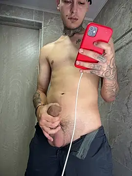 Snapshot of samm4044 chatting on 12-02-25, 12:05 samm4044 online show from 12-02-25, 12:05