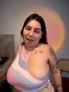 victoria amatista  online show from 05-16-26, 03:33