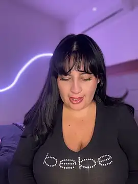 victoria amatista  online show from 06-11-26, 06:22