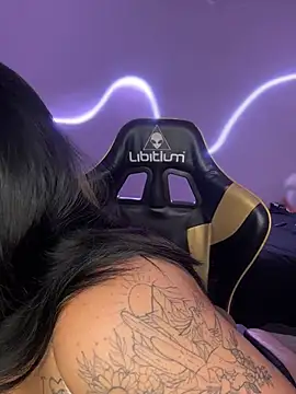 victoria amatista  online show from 06-15-26, 06:37