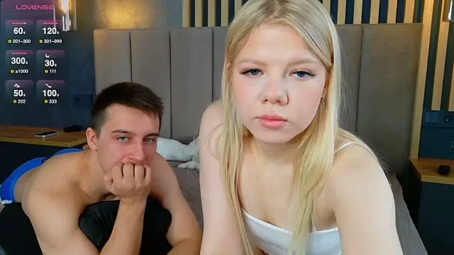 Snapshot of SandraGaze chatting on 02-08-26, 10:29 SandraGaze online show from 02-08-26, 10:29