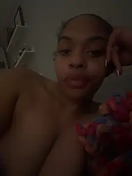 Regina69slut online show from 06-22-26, 12:24