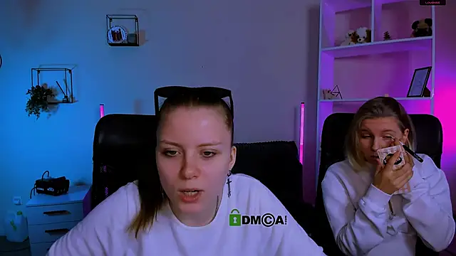 foxy tease  online show from 11-09-25, 09:51