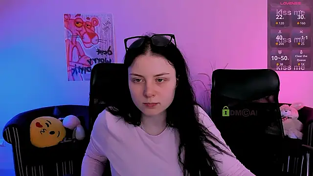 Snapshot of foxy_tease_ chatting on 02-09-26, 02:15 foxy tease online show from 02-09-26, 02:15