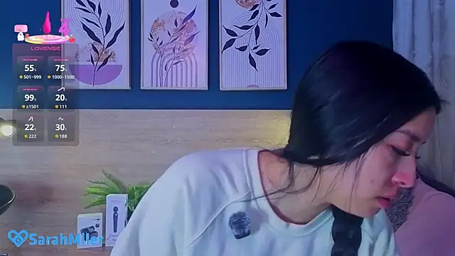SarahMiler  online show from 04-01-26, 12:06
