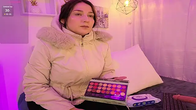 Samaraa Smith online show from 10-29-25, 11:01