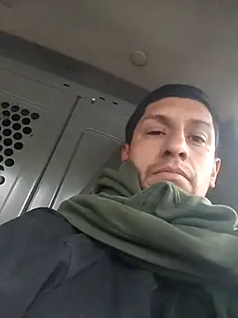 Snapshot of 1234locos chatting on 03-06-26, 02:13 1234locos online show from 03-06-26, 02:13