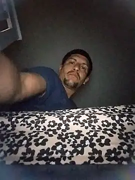 Snapshot of 1234locos chatting on 03-09-26, 08:51 1234locos online show from 03-09-26, 08:51