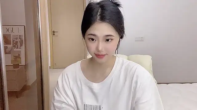 suki-1 online show from 10-17-25, 03:25