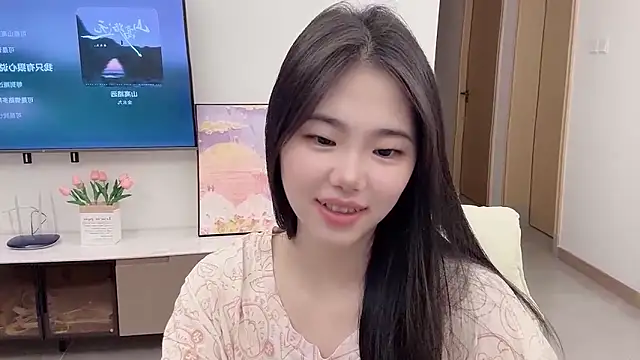 suki-1 online show from 10-22-25, 08:58