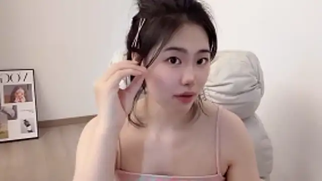 suki-1 online show from 02-12-26, 08:20