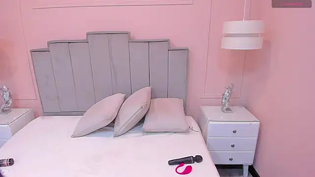 Snapshot of gabriela_lux chatting on 10-04-25, 12:03 gabriela lux online show from 10-04-25, 12:03