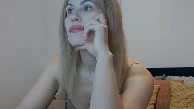 Snapshot of Lika_Soul chatting on 05-04-26, 04:03 Lika Soul online show from 05-04-26, 04:03