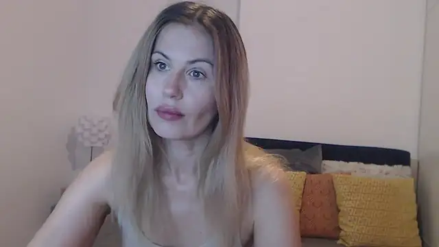 Snapshot of Lika_Soul chatting on 07-11-26, 03:48 Lika Soul online show from 07-11-26, 03:48
