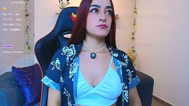 ViolethRosse online show from 03-05-26, 01:12