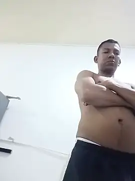 Snapshot of arnal32 chatting on 10-19-25, 09:32 arnal32 online show from 10-19-25, 09:32